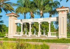 Emerald-Island-Resort-Entrance